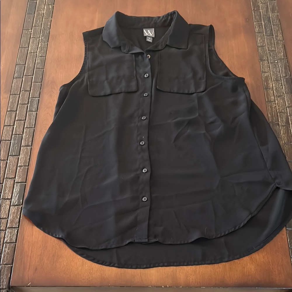 Women's Black Sleeveless Top